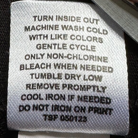 Ed Hardy Cropped Tee Tiger Small Black Short Sleeve T-Shirt EUC - Picture 5 of 5